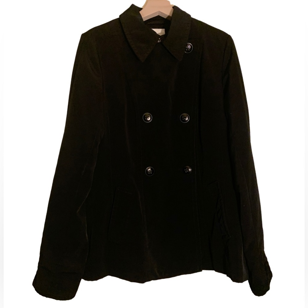 Woman’s size XL professional or casual jacket to make a classy fashion state ♥️